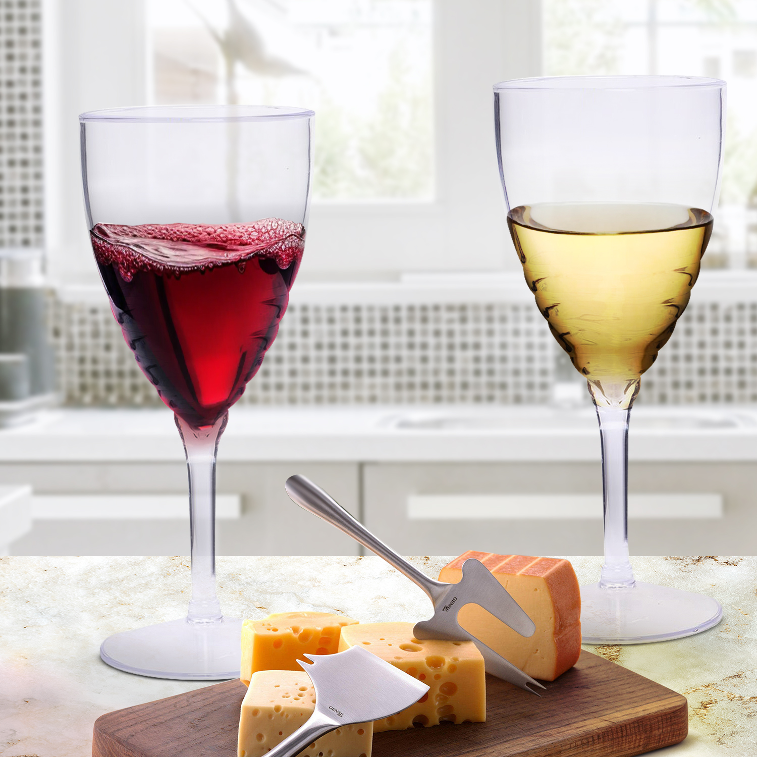 Pack of 4 Clear Swirl Plastic Wine Glasses