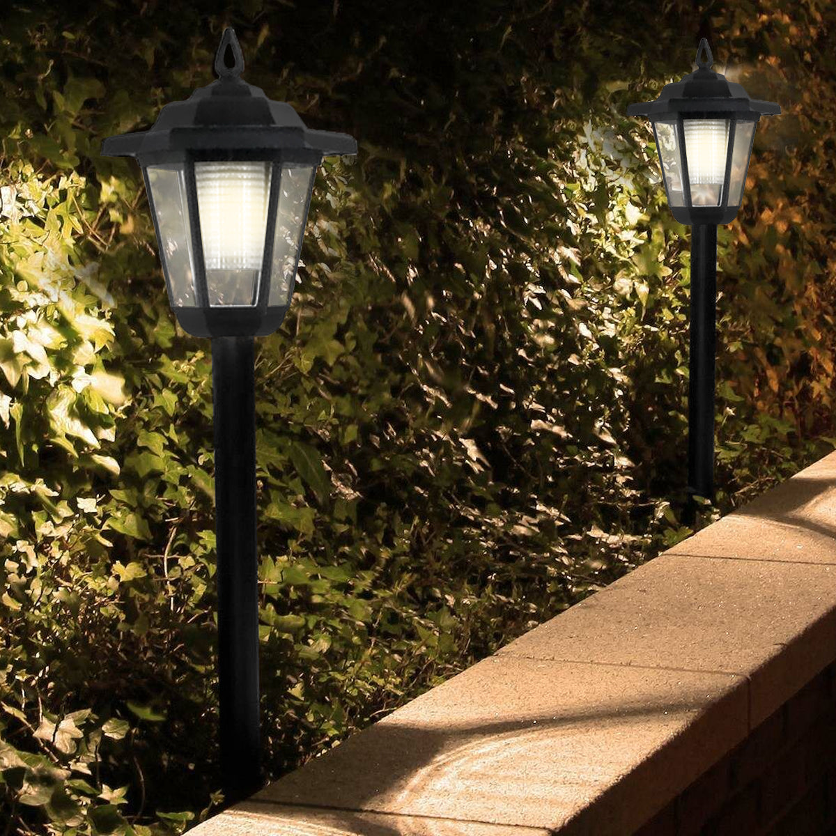 Set of 2 Solar Lamp Post Garden Lights