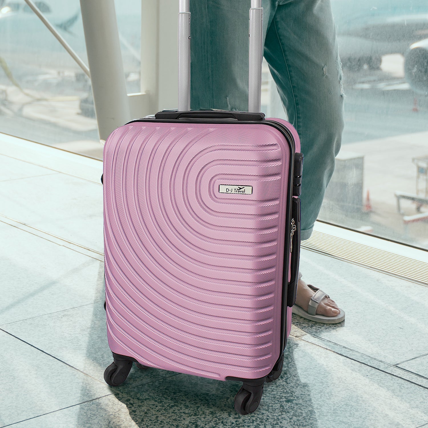 20" Light Pink 4 Wheel Hard Shell Cabin Size Suitcase